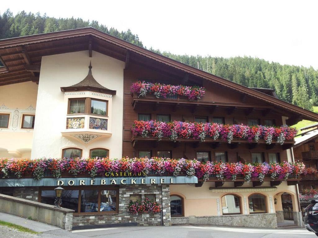 Gaestehaus Dorfbaeckerei Tux Exterior foto